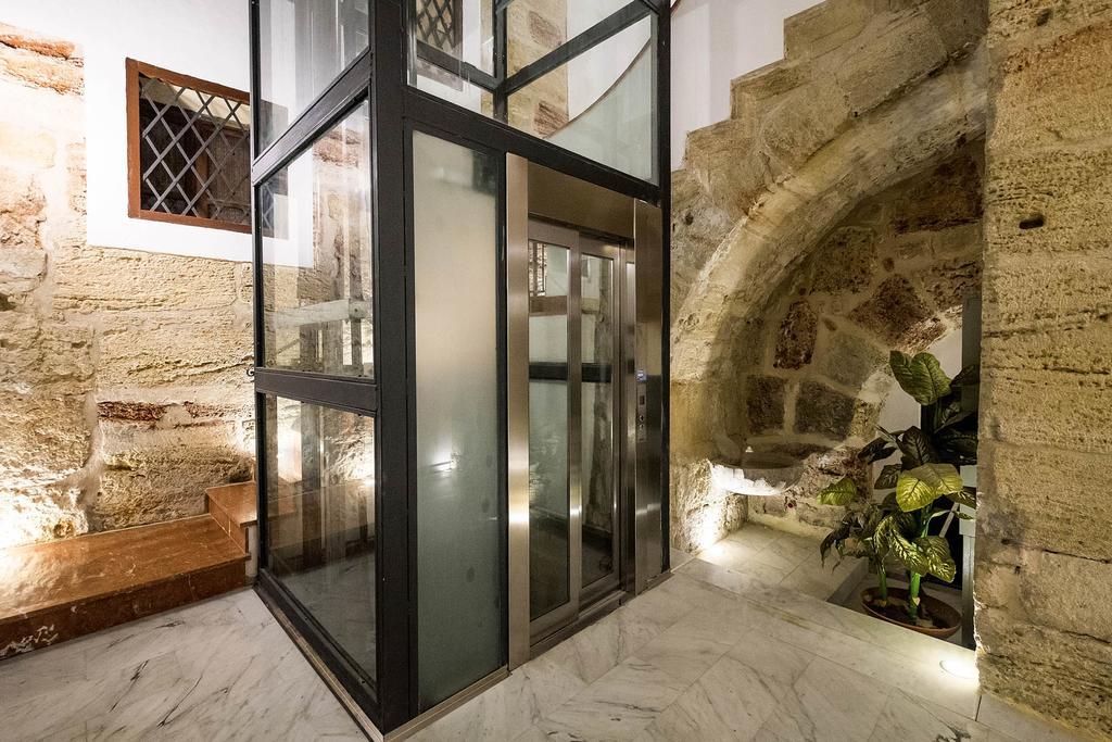 Quattro Canti Apartments - Palermo — Photos 1